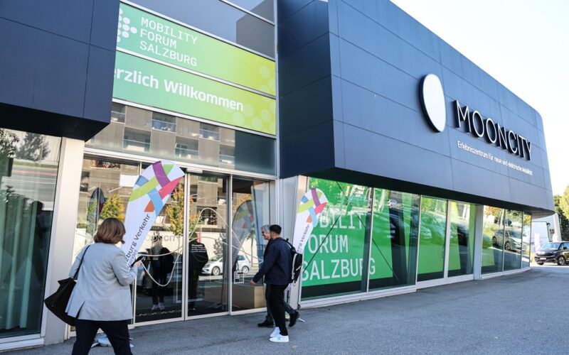 Mobilitätsforum Salzburg
Mooncity
Salzburger Verkehrsverbund und Salzburger Nachrichten
Foto: Franz Neumayr   7.10.2026